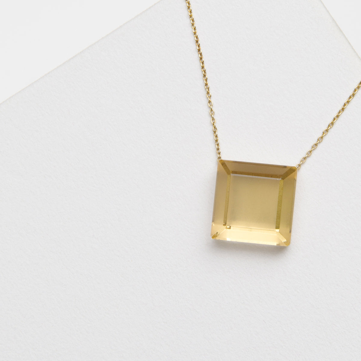 Matte & Clear Necklace Square